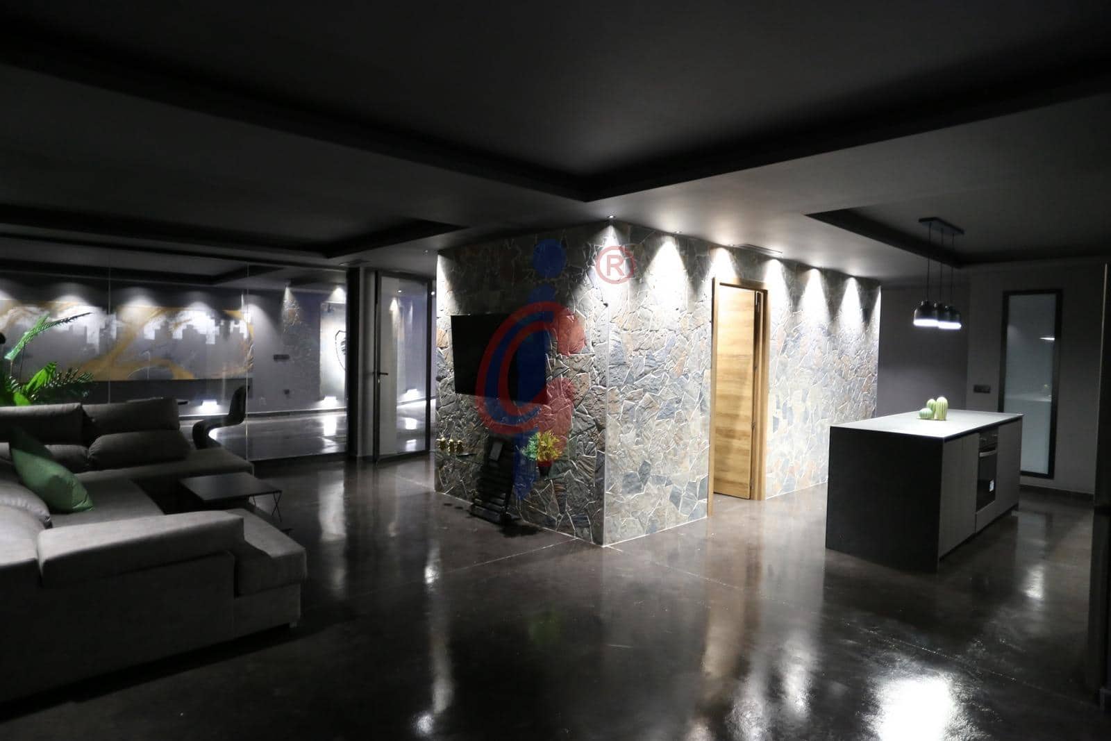 Apartamento de 2 habitaciones en Guardamar del Segura en venta con garaje - 140.000 € (Ref: 9743161)