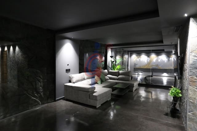 2 soveværelse Lejlighed til salg i Zona Pueblo, Guardamar del Segura med garage - € 140.000 (Ref: 9743161)