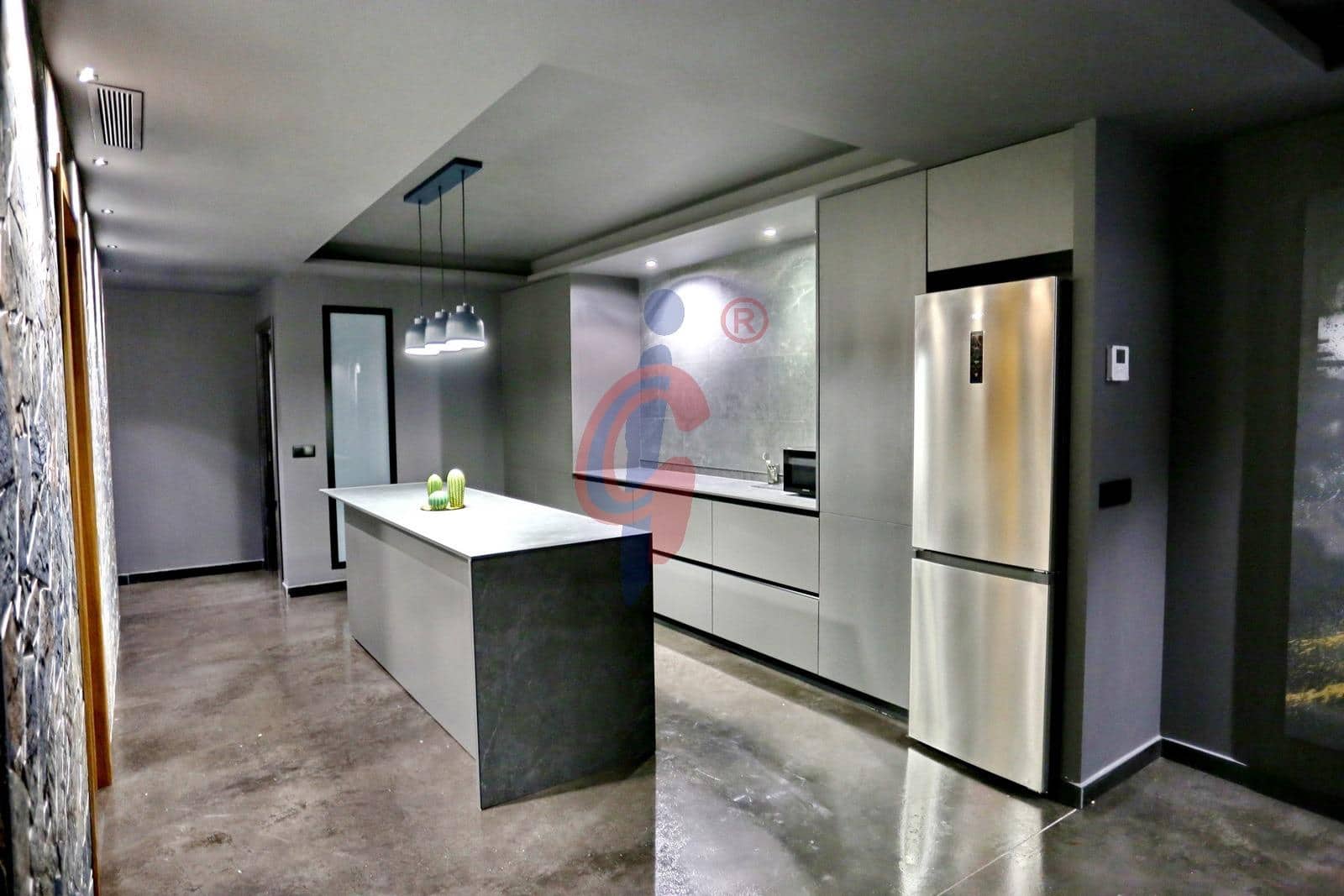 Apartamento de 2 habitaciones en Guardamar del Segura en venta con garaje - 140.000 € (Ref: 9743161)