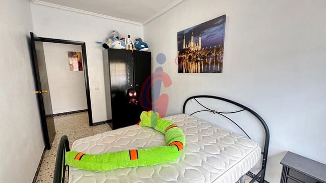 3 chambre Appartement à vendre à Zona Pueblo, Guardamar del Segura - 150 000 € (Ref: 9762079)
