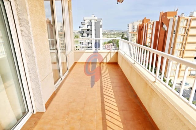 3 chambre Appartement à vendre à Puerto Deportivo, Guardamar del Segura avec piscine - 195 000 € (Ref: 9763674)