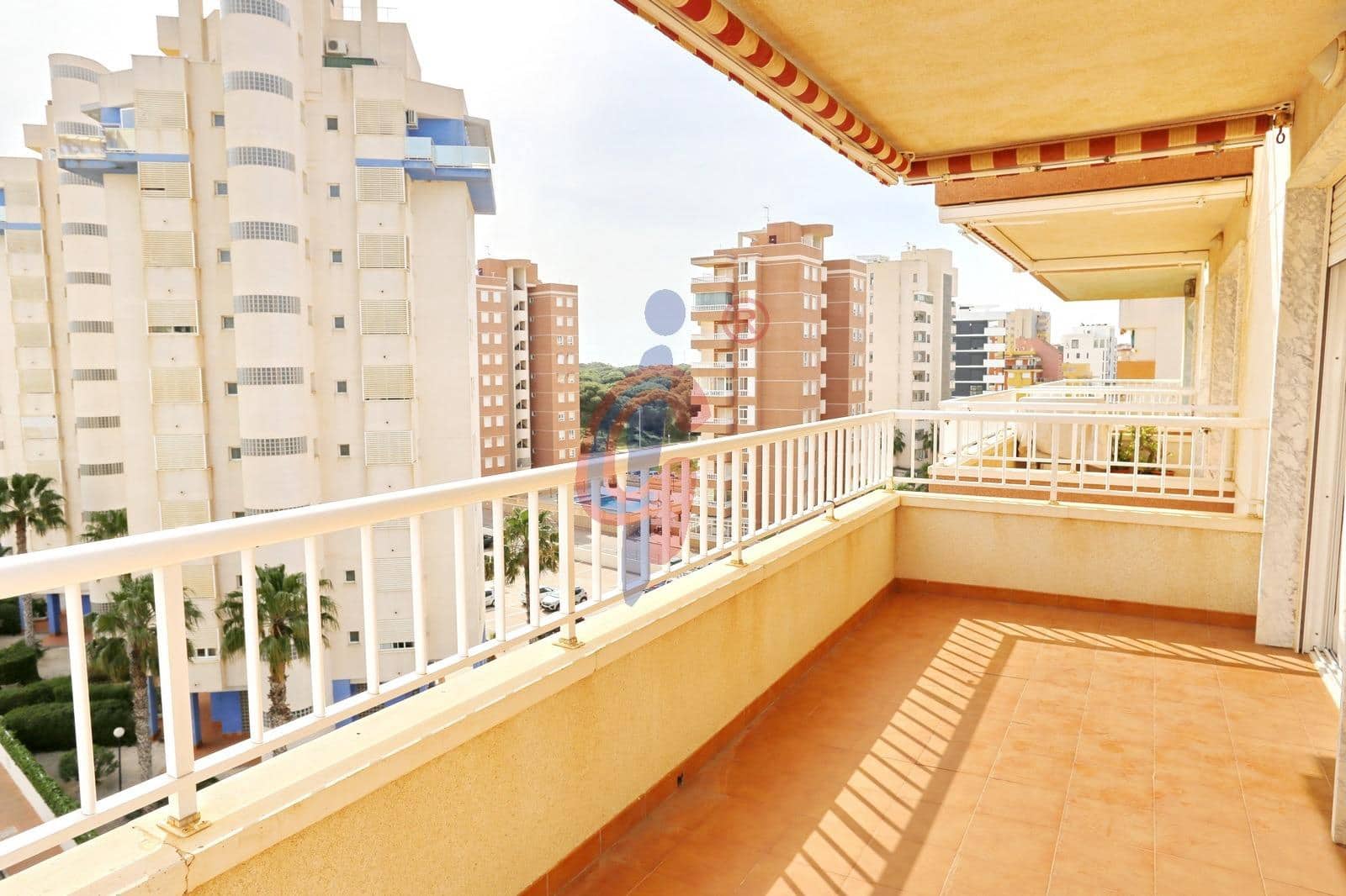 3 chambre Appartement à vendre à Guardamar del Segura avec piscine - 195 000 € (Ref: 9763674)