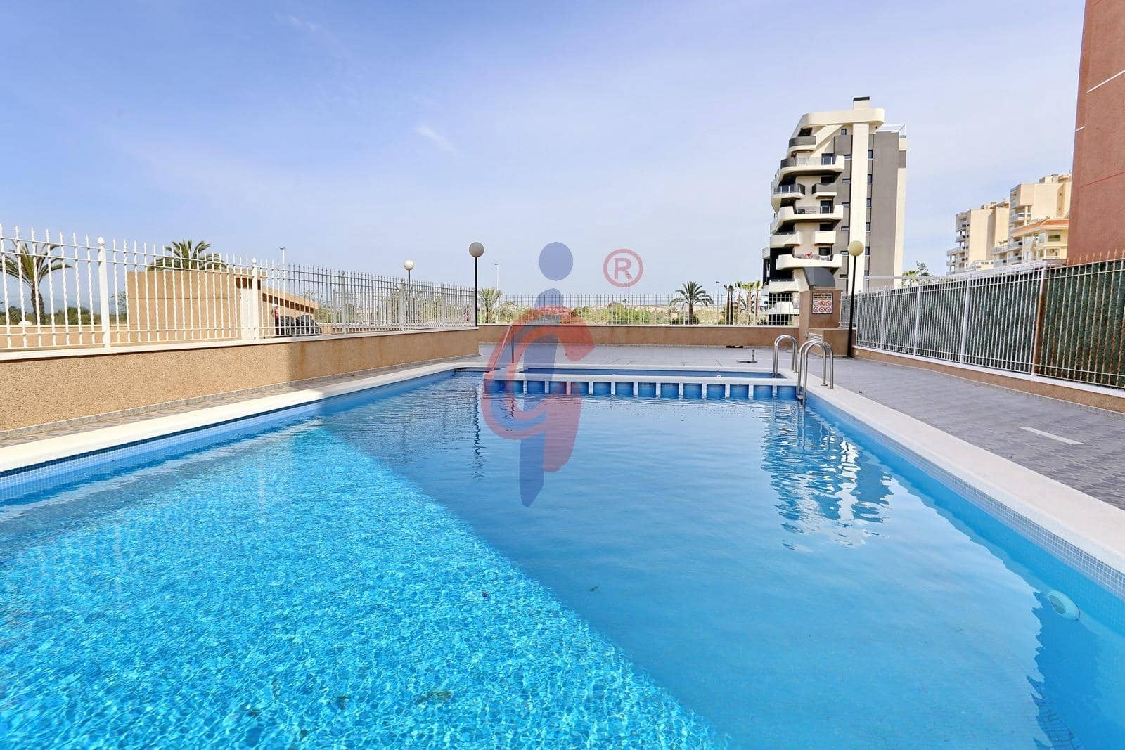 3 chambre Appartement à vendre à Guardamar del Segura avec piscine - 195 000 € (Ref: 9763674)