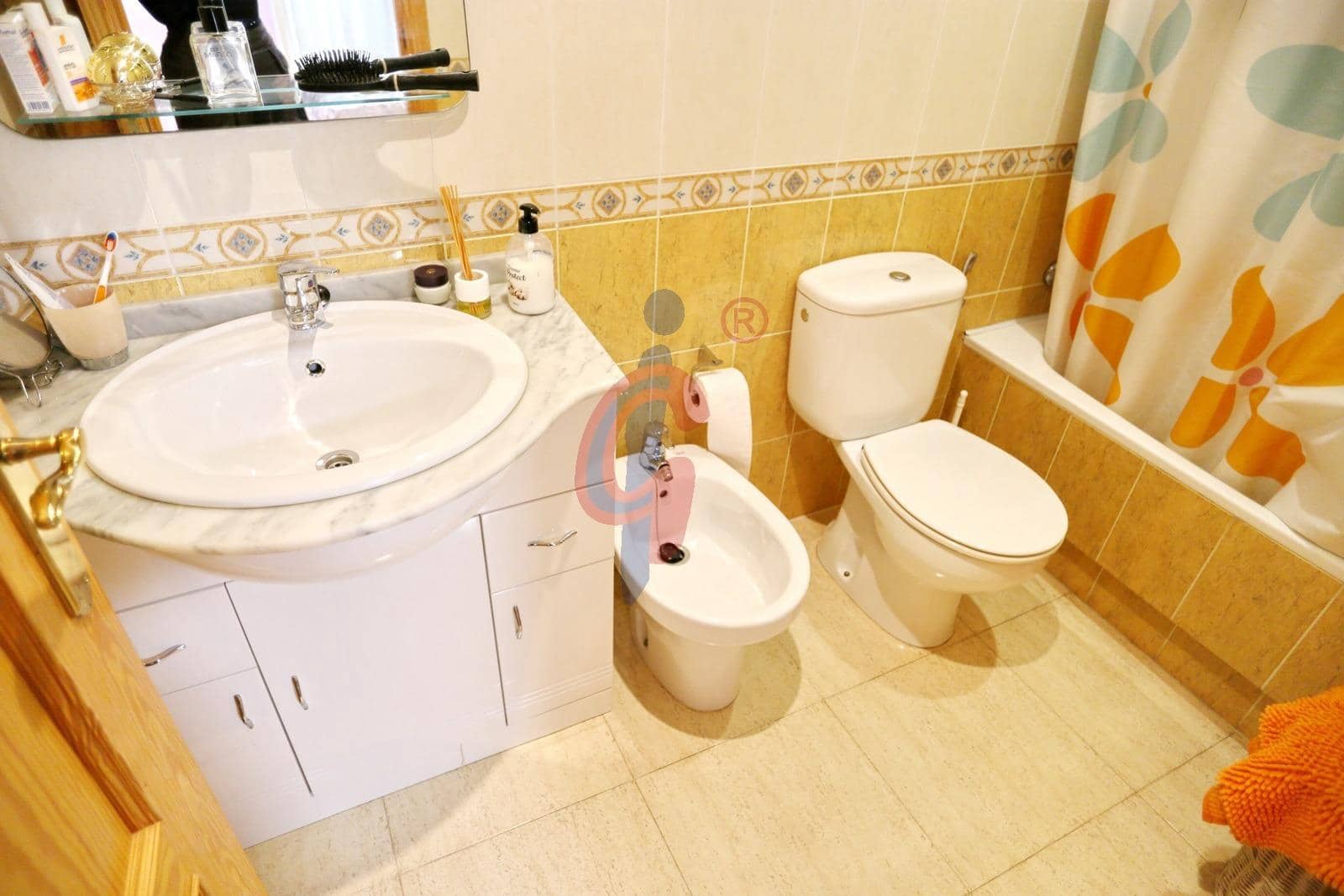 3 slaapkamer Appartement te koop in Guardamar del Segura met zwembad garage - € 220.000 (Ref: 9773183)