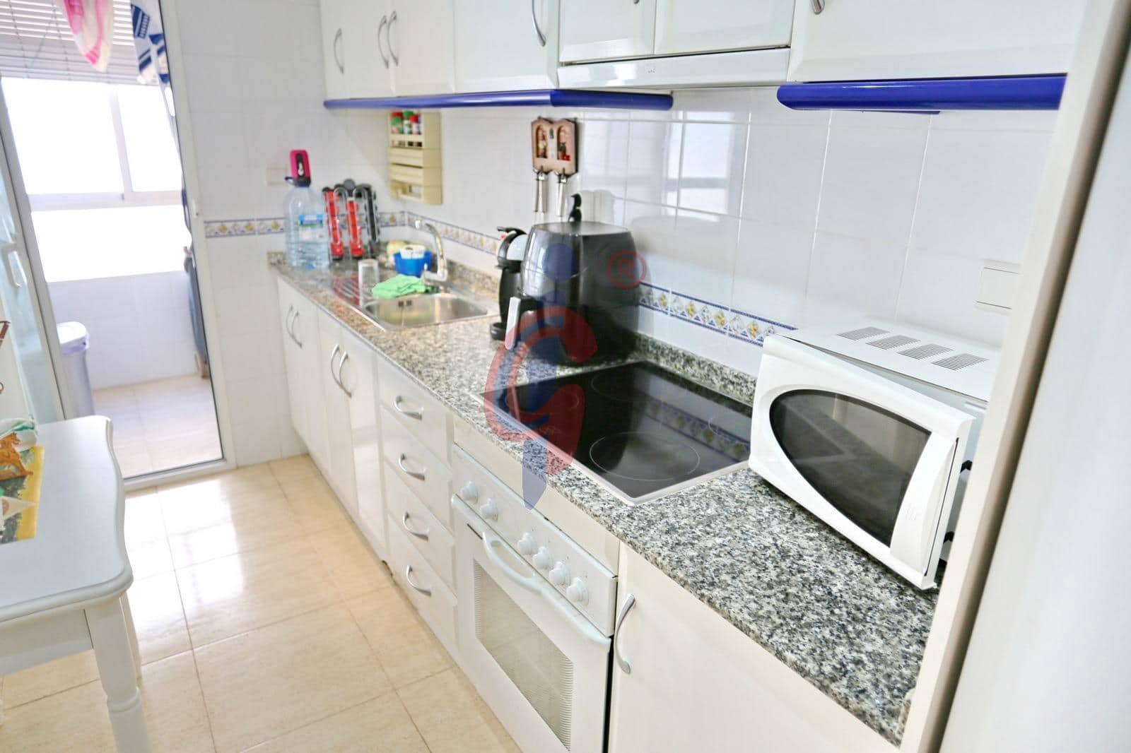 3 slaapkamer Appartement te koop in Guardamar del Segura met zwembad garage - € 220.000 (Ref: 9773183)