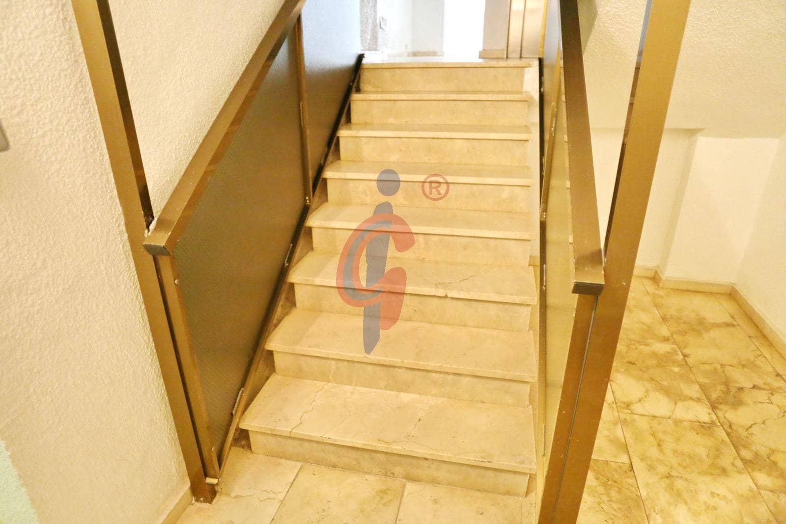 3 slaapkamer Appartement te koop in Guardamar del Segura met garage - € 239.000 (Ref: 9773185)