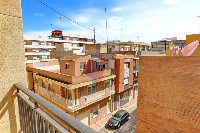 3 soveværelse Lejlighed til salg i Zona Pueblo, Guardamar del Segura - € 129.990 (Ref: 9773186)