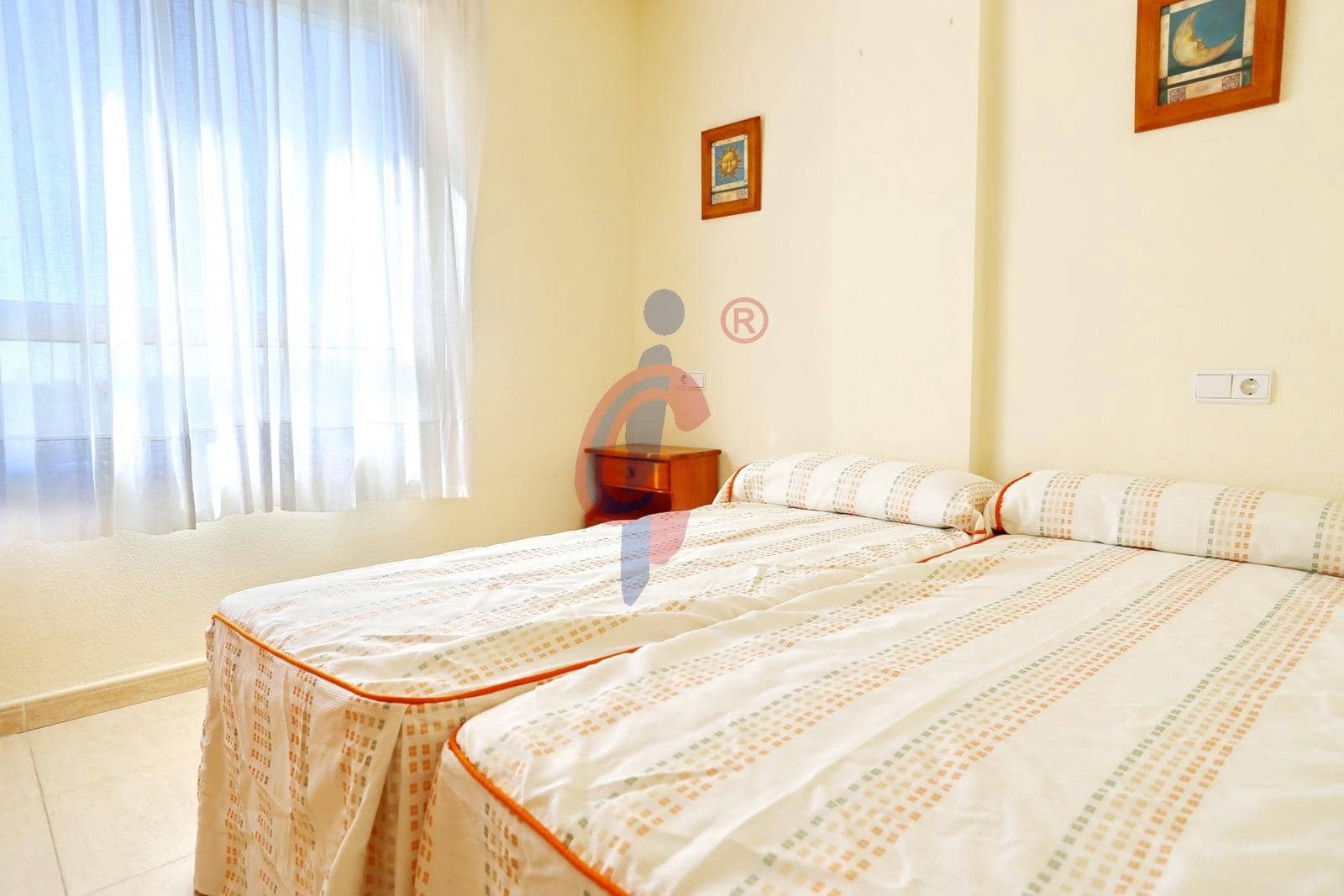 2 slaapkamer Appartement te koop in Guardamar del Segura met zwembad garage - € 169.999 (Ref: 9778272)