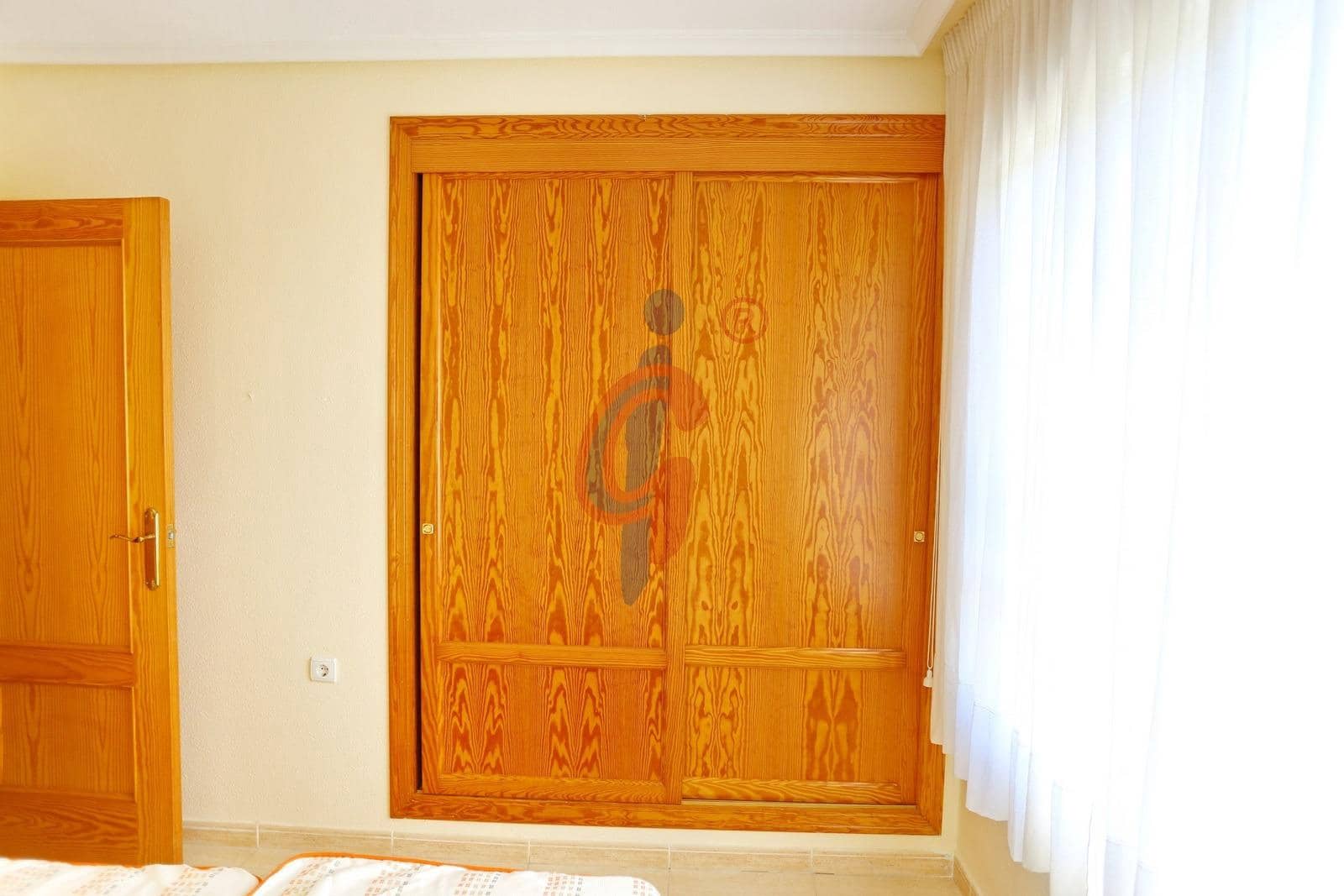 2 slaapkamer Appartement te koop in Guardamar del Segura met zwembad garage - € 169.999 (Ref: 9778272)