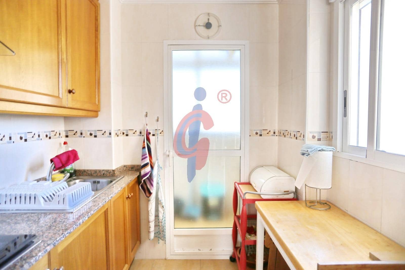 3 soverom Leilighet til salgs i Guardamar del Segura med svømmebasseng garasje - € 199 990 (Ref: 9780689)