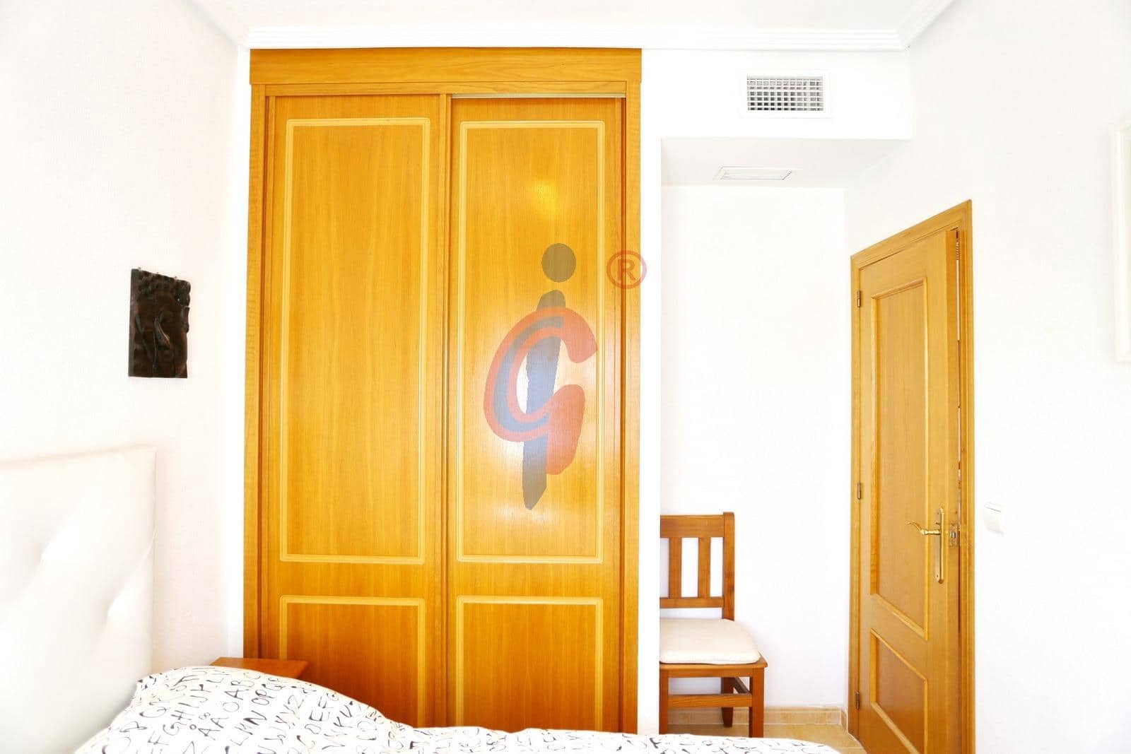 3 soverom Leilighet til salgs i Guardamar del Segura med svømmebasseng garasje - € 199 990 (Ref: 9780689)