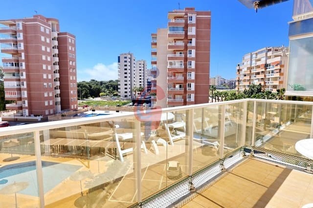 3 chambre Appartement à vendre à Puerto Deportivo, Guardamar del Segura avec piscine - 199 990 € (Ref: 9780689)