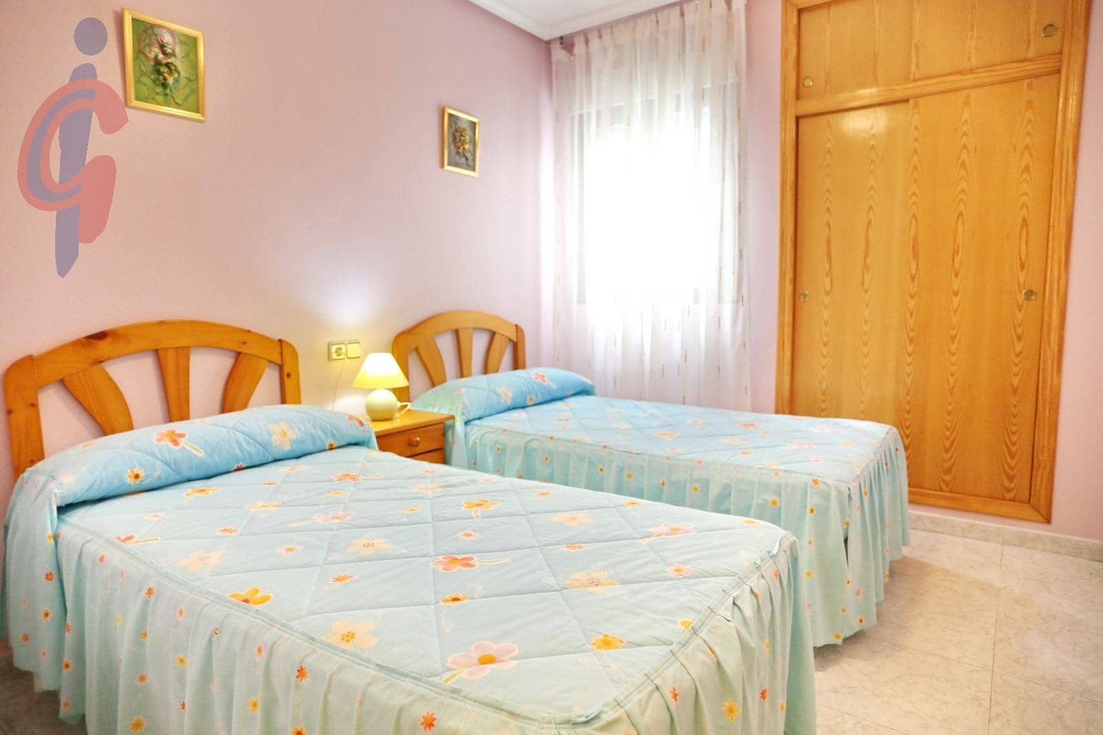 Apartamento de 2 habitaciones en Guardamar del Segura en venta con garaje - 153.000 € (Ref: 9784980)