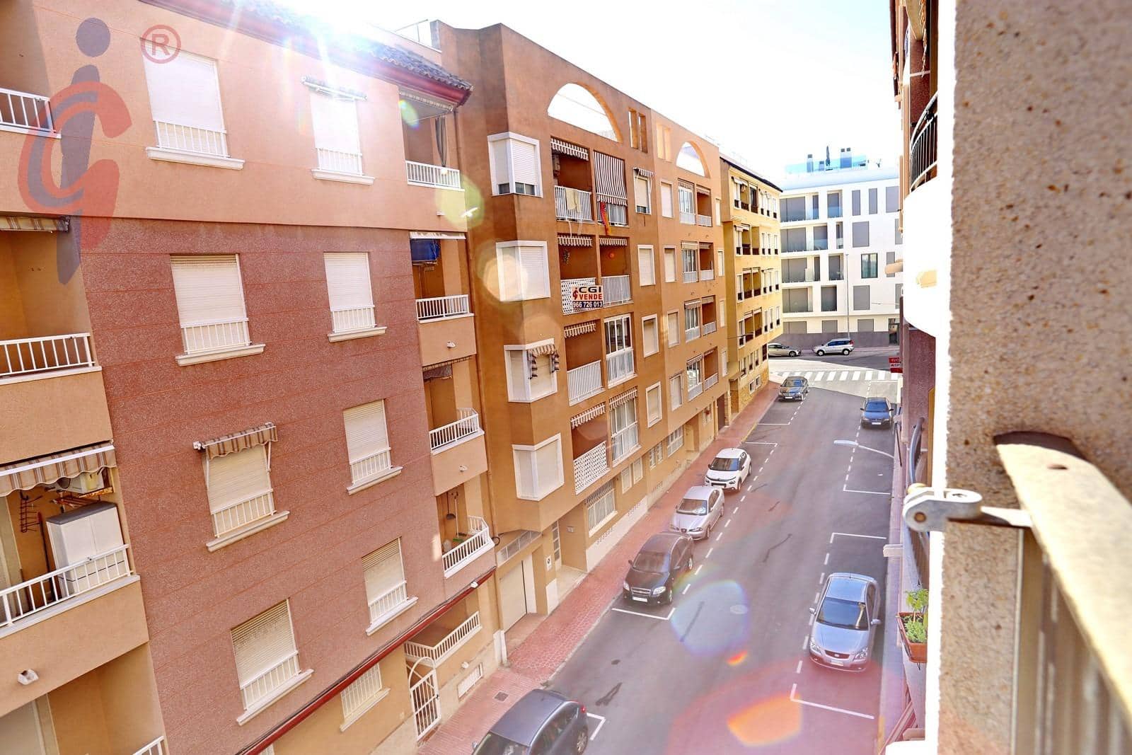 2 bedroom Apartment for sale in Guardamar del Segura with garage - € 159,000 (Ref: 9784980)