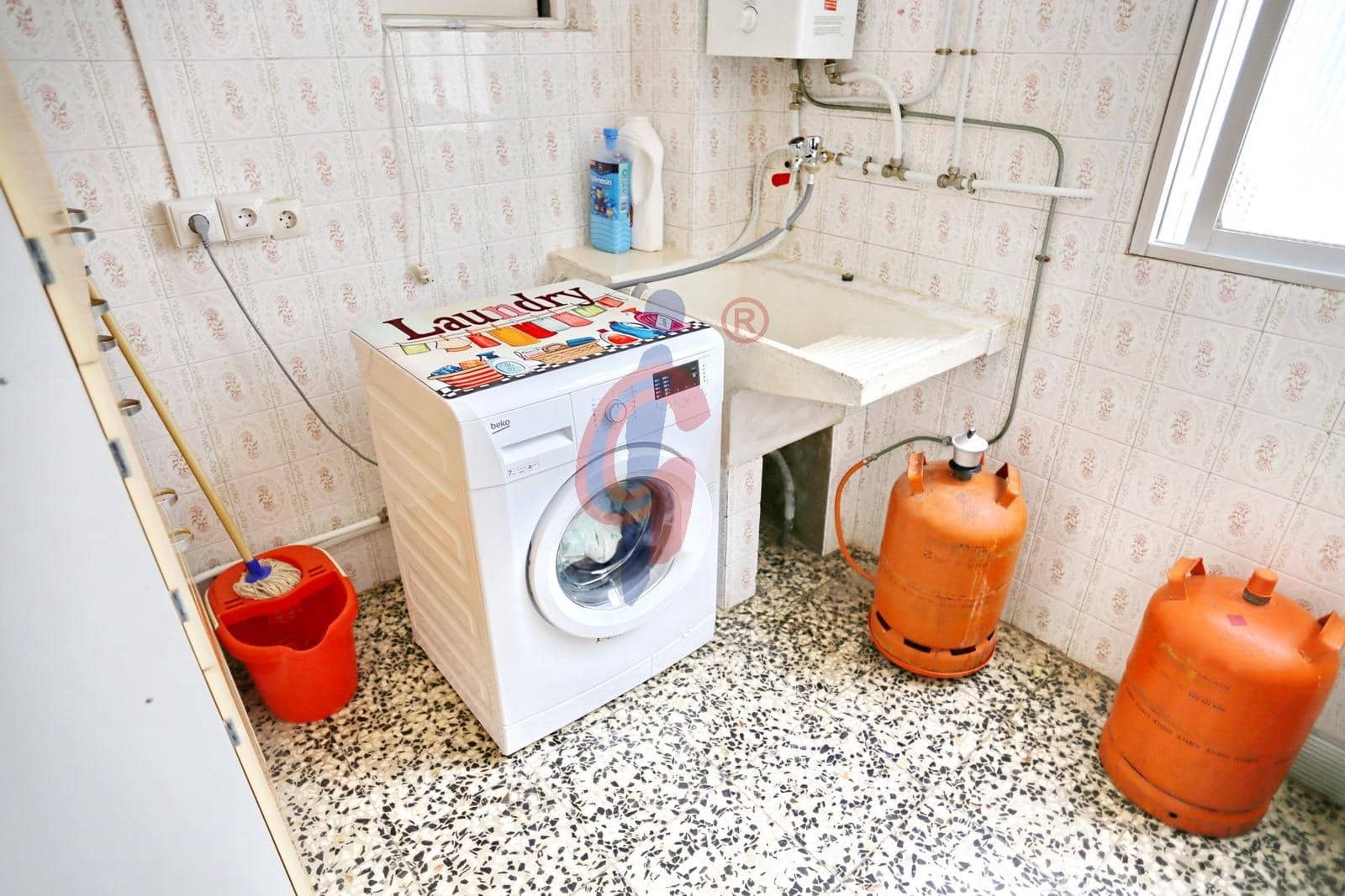 3 soverom Leilighet til leie i Guardamar del Segura med garasje - € 875 (Ref: 9784981)