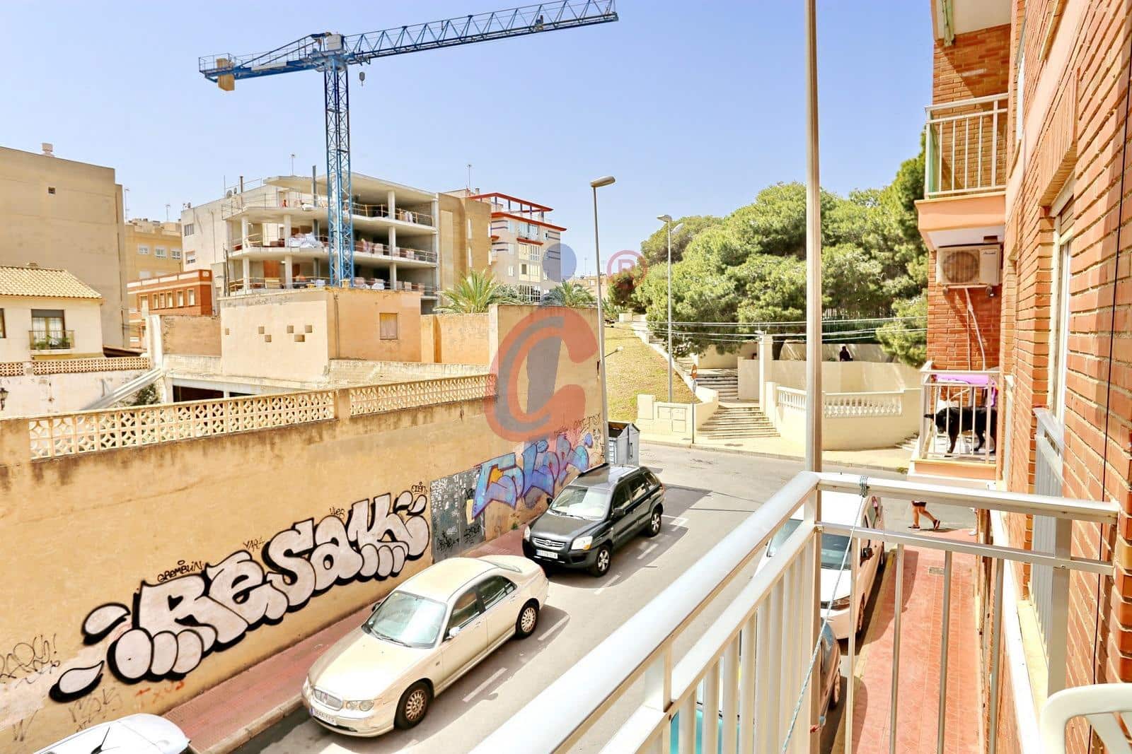 3 soverom Leilighet til leie i Guardamar del Segura med garasje - € 875 (Ref: 9784981)