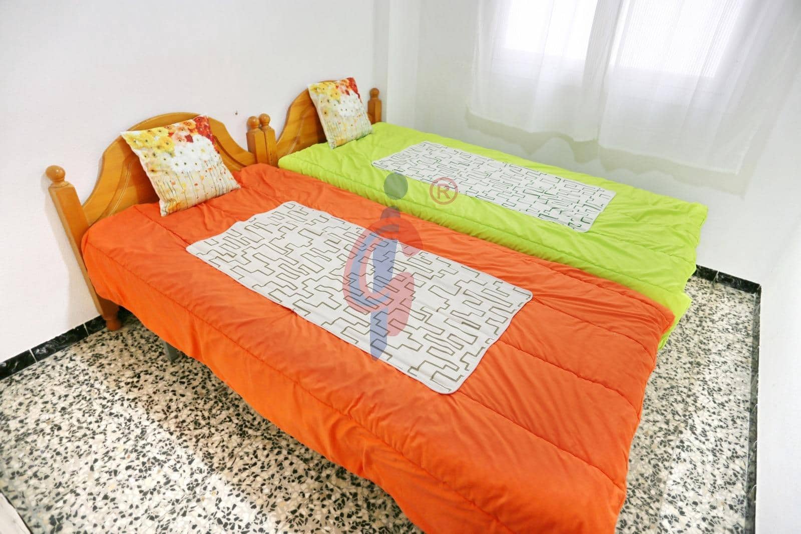 3 soverom Leilighet til leie i Guardamar del Segura med garasje - € 875 (Ref: 9784981)