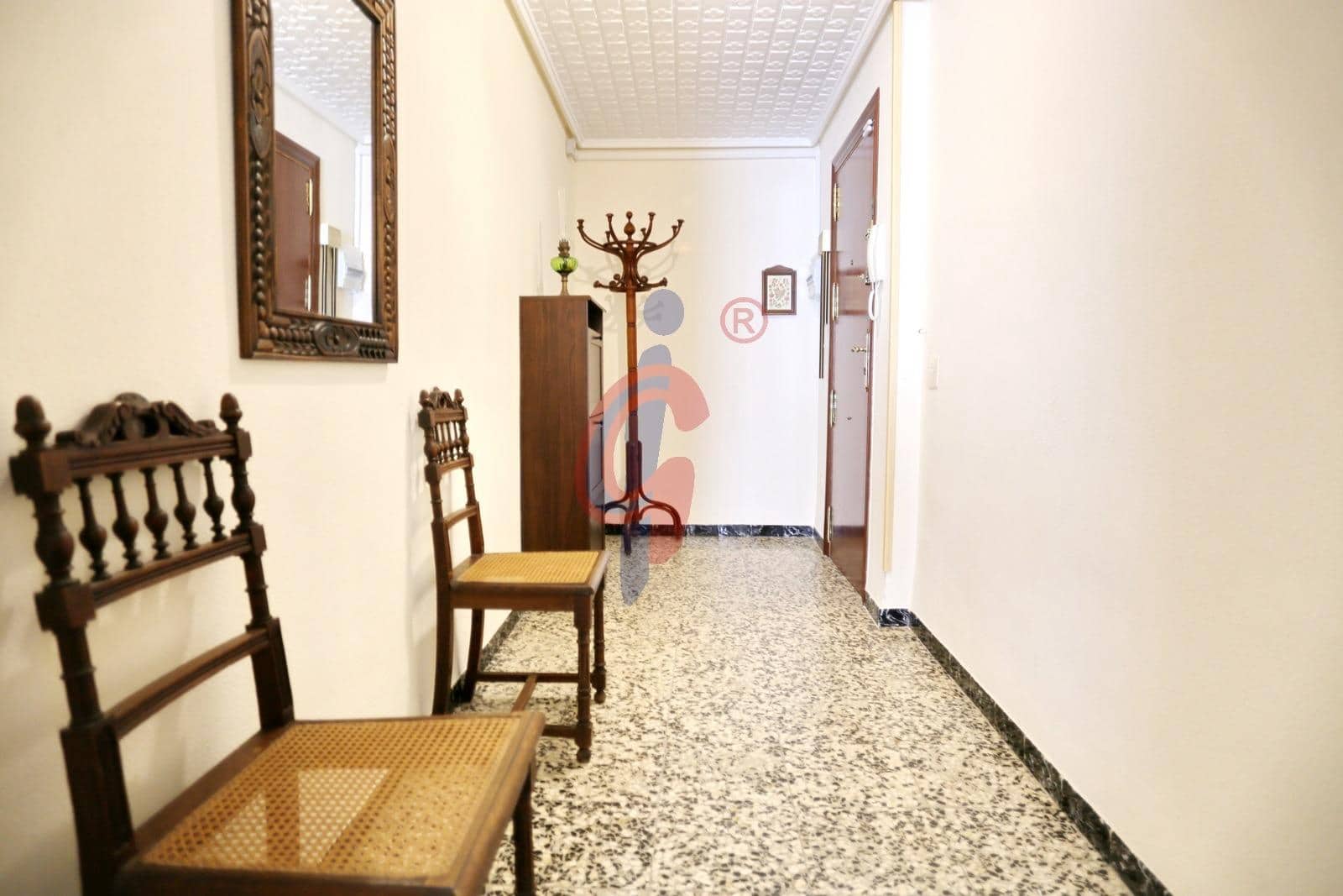 3 soverom Leilighet til leie i Guardamar del Segura med garasje - € 875 (Ref: 9784981)