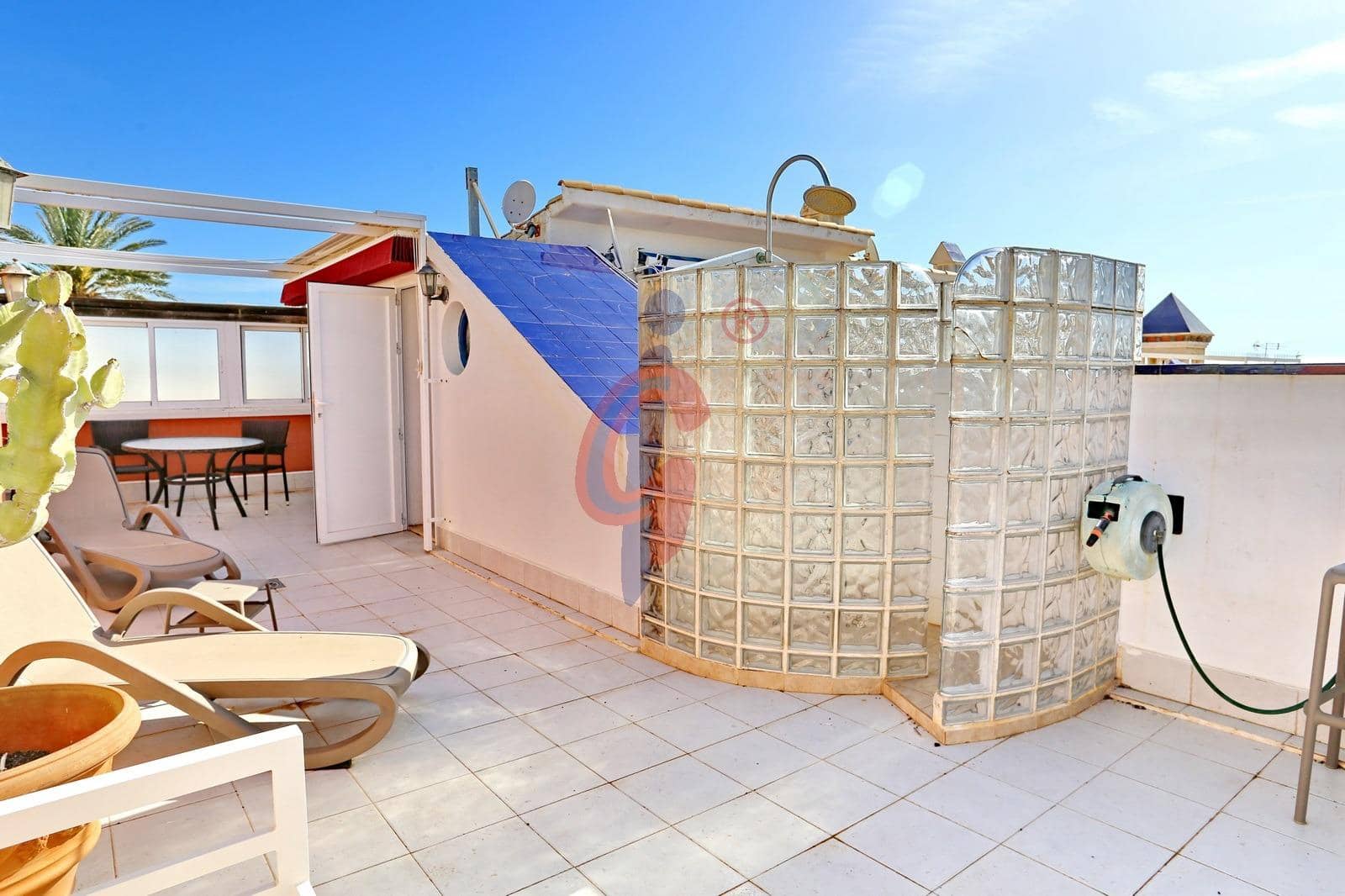 3 soverom Rekkehus til salgs i Guardamar del Segura med garasje - € 395 000 (Ref: 9791153)