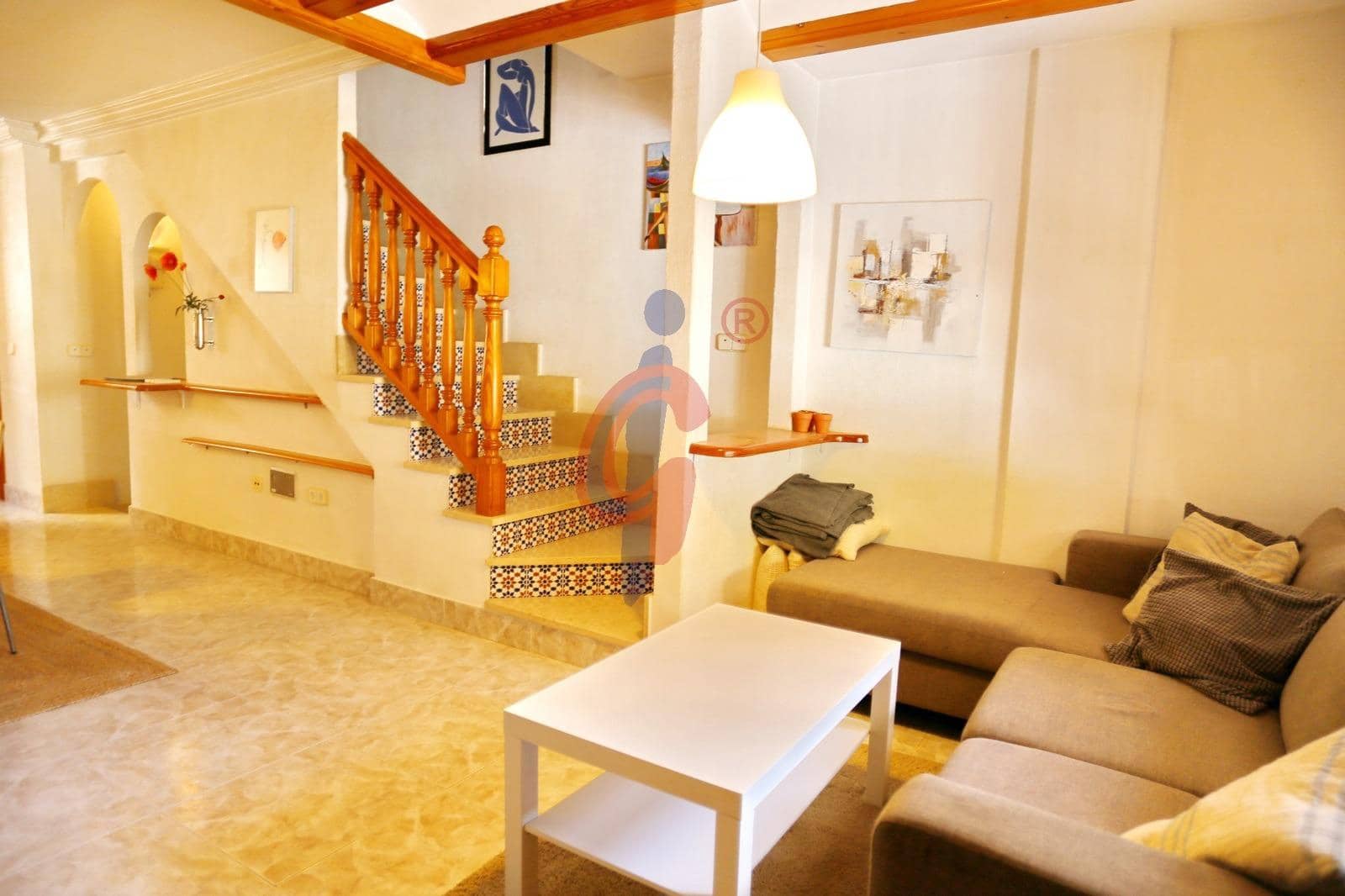 3 soverom Rekkehus til salgs i Guardamar del Segura med garasje - € 395 000 (Ref: 9791153)