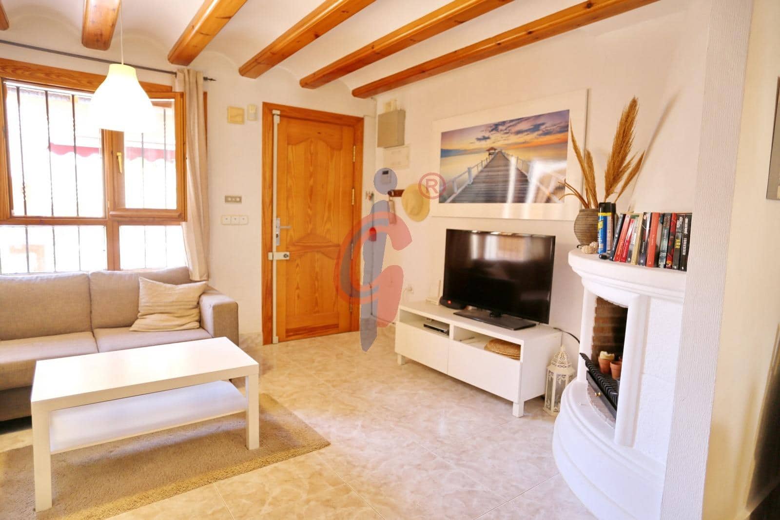 3 soverom Rekkehus til salgs i Guardamar del Segura med garasje - € 395 000 (Ref: 9791153)