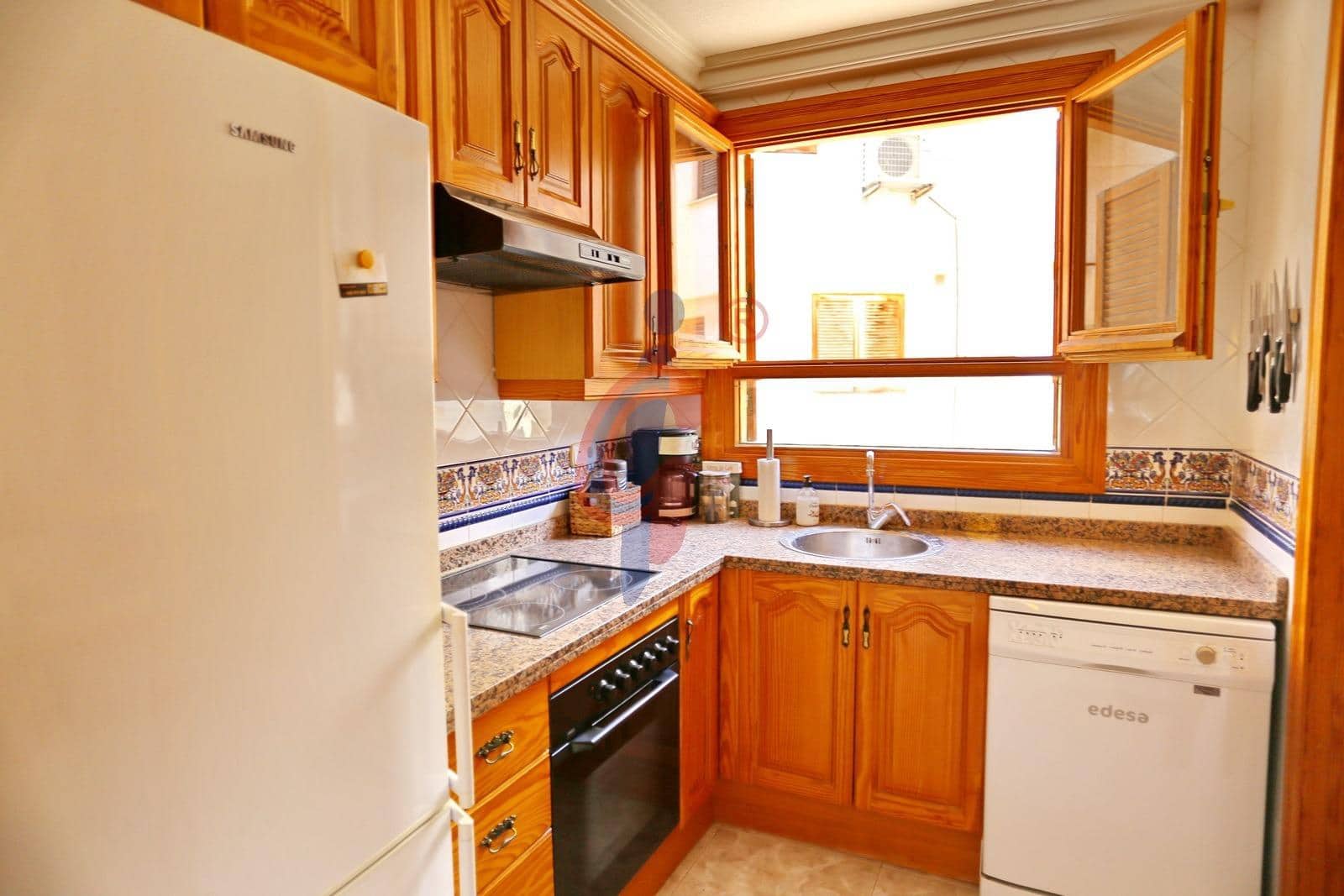 3 soverom Rekkehus til salgs i Guardamar del Segura med garasje - € 395 000 (Ref: 9791153)