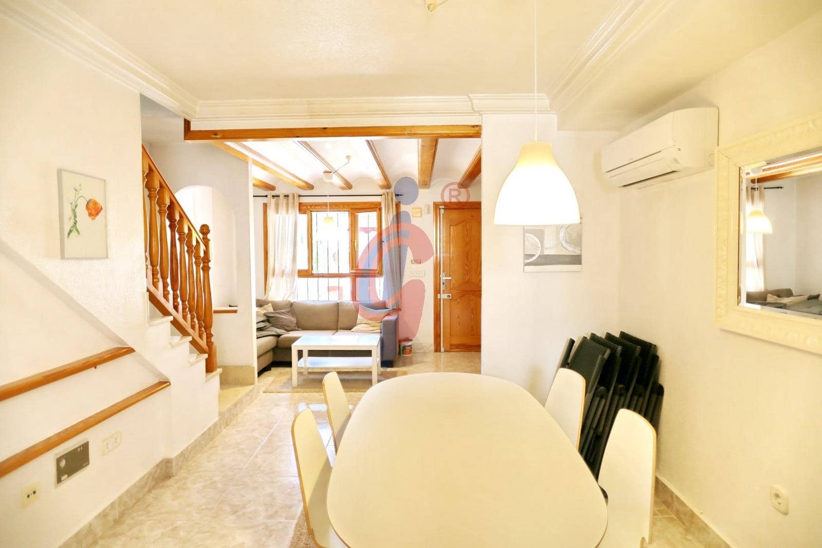 3 soverom Rekkehus til salgs i Guardamar del Segura med garasje - € 395 000 (Ref: 9791153)