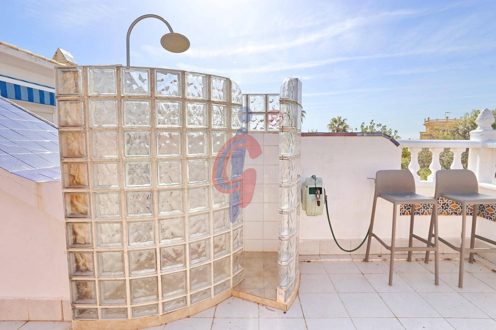 3 soverom Rekkehus til salgs i Guardamar del Segura med garasje - € 395 000 (Ref: 9791153)