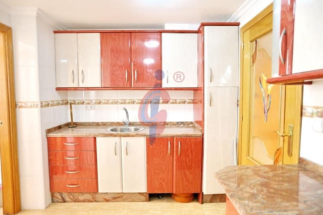 3 sypialnia Penthouse na sprzedaż w Zona Pueblo, Guardamar del Segura z garażem - 325 000 € (Ref: 9794761)