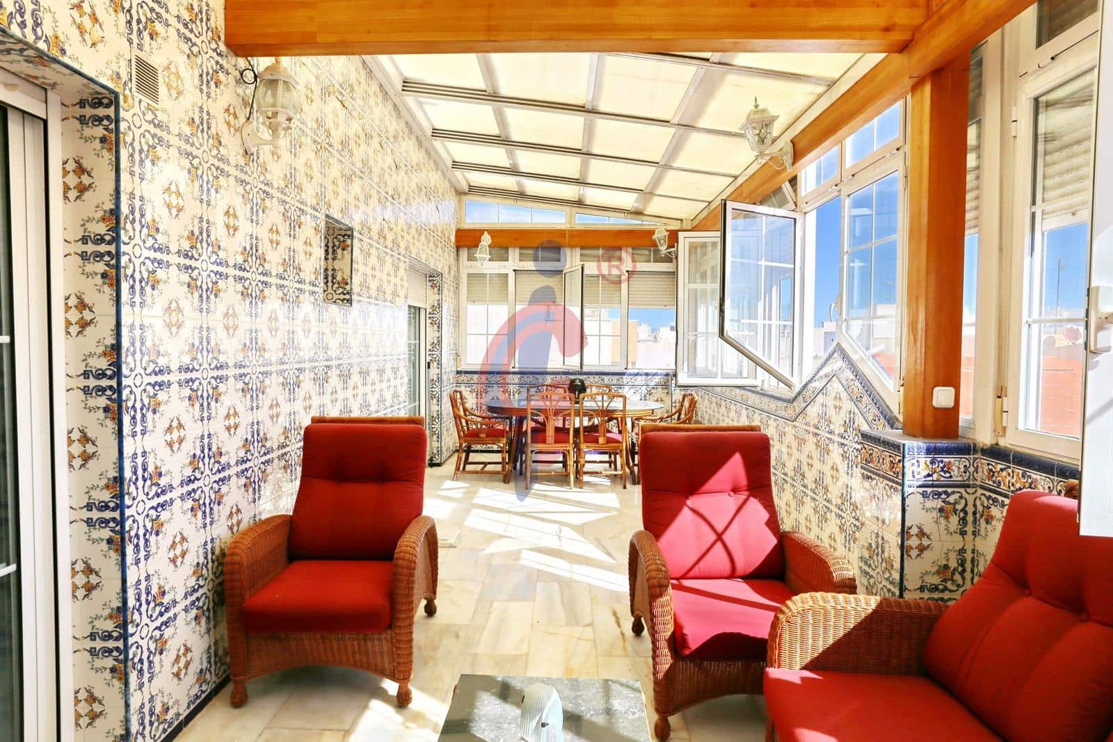 3 sypialnia Penthouse na sprzedaż w Guardamar del Segura z garażem - 325 000 € (Ref: 9794761)