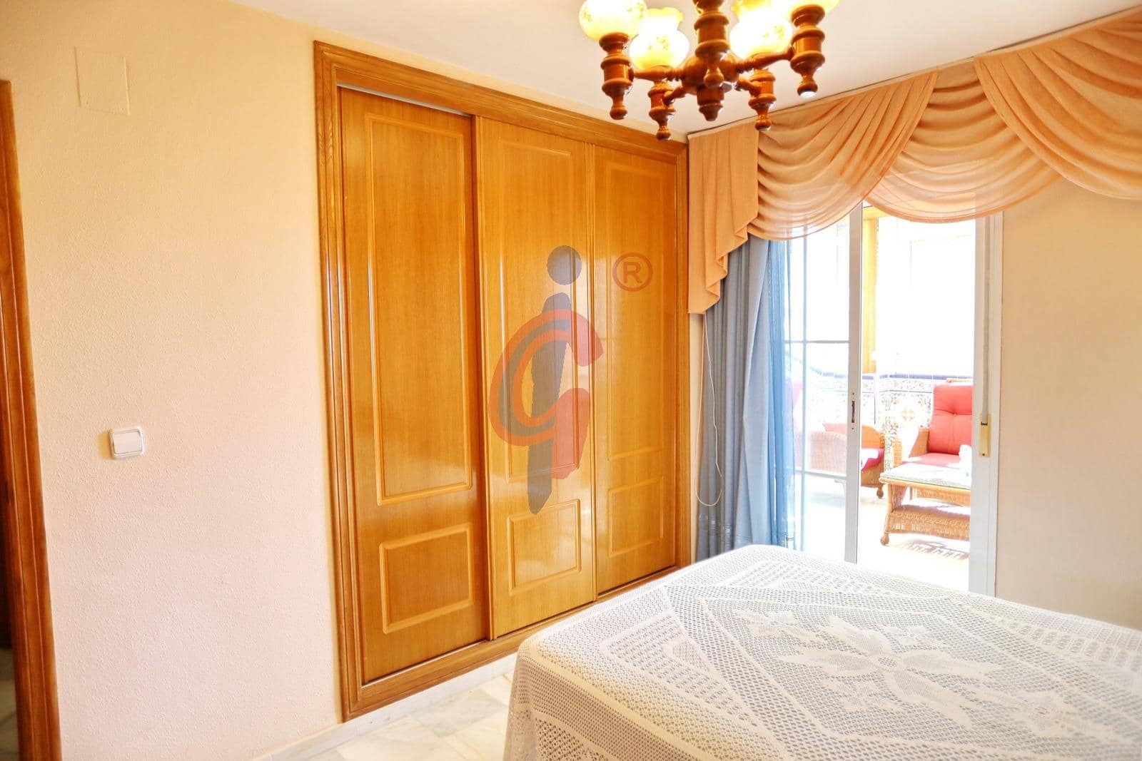 3 sypialnia Penthouse na sprzedaż w Guardamar del Segura z garażem - 325 000 € (Ref: 9794761)