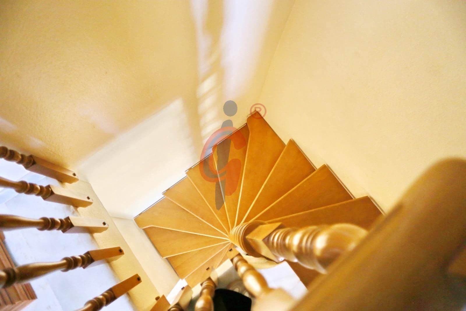 3 sypialnia Penthouse na sprzedaż w Guardamar del Segura z garażem - 325 000 € (Ref: 9794761)