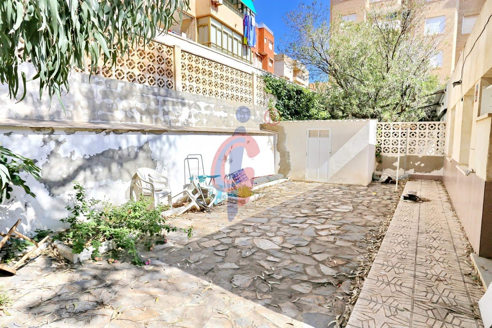 Bungalow de 3 habitaciones en Guardamar del Segura en venta - 330.000 € (Ref: 9794762)