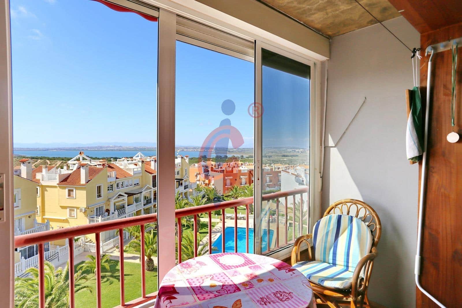 Studio til salg i La Mata med swimmingpool - € 78.500 (Ref: 9806558)