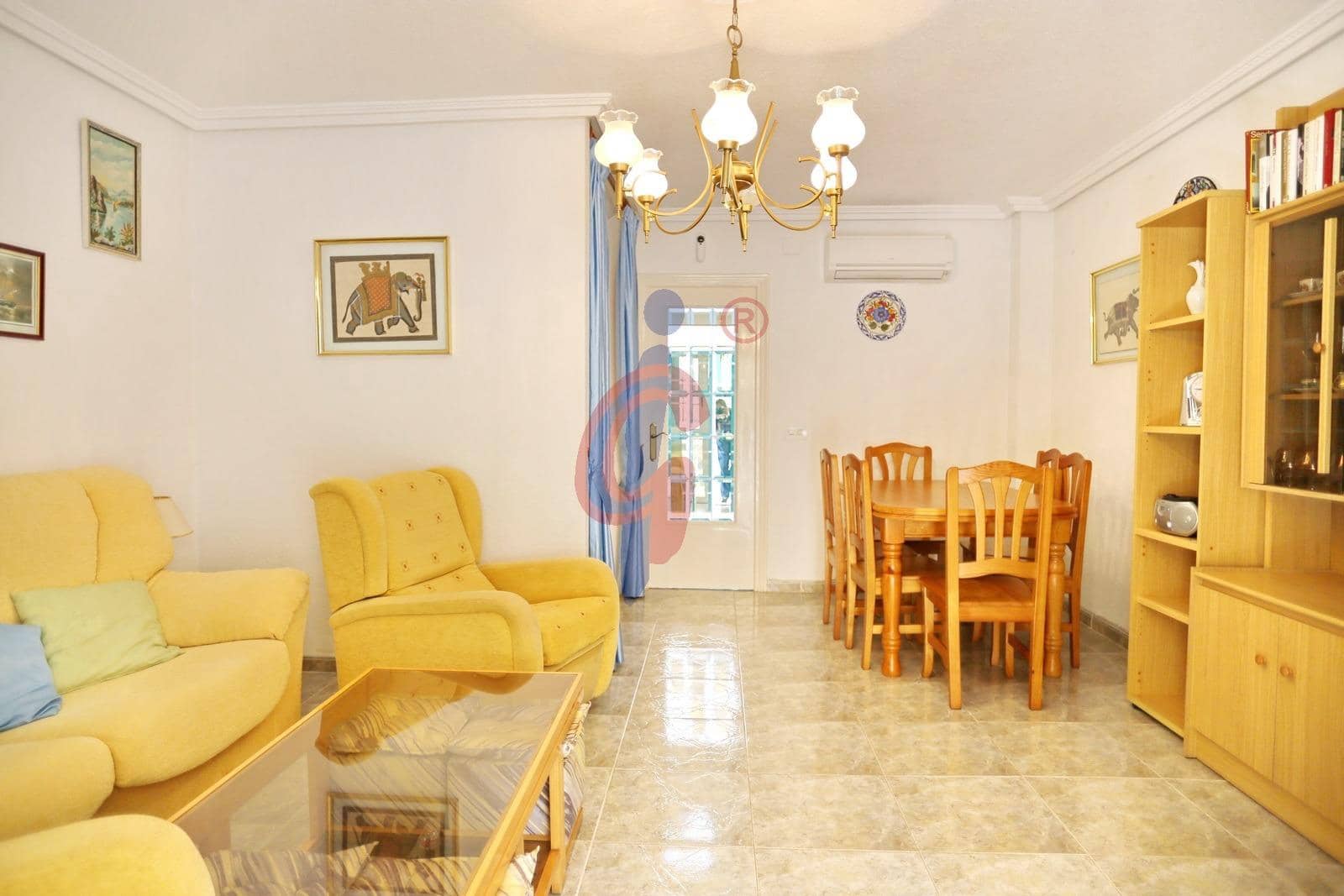 2 Zimmer Reihenhaus zu vermieten in Guardamar del Segura mit Garage - 1.000 € (Ref: 9806559)