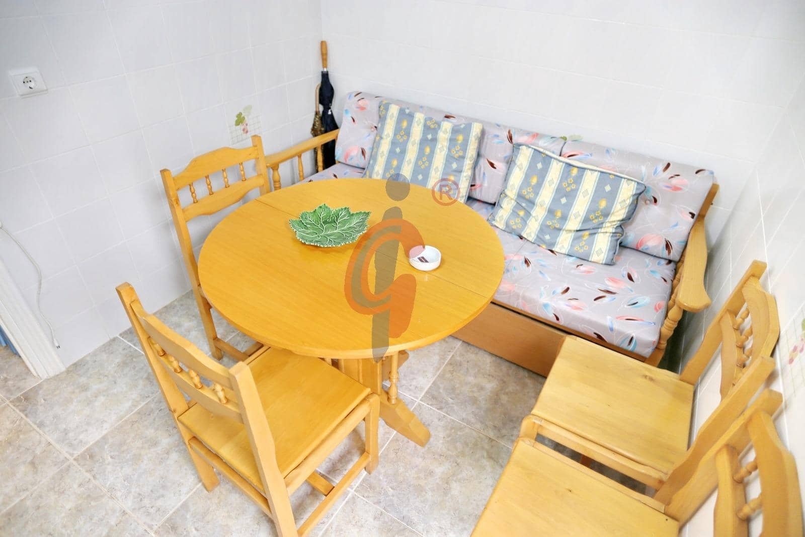 2 Zimmer Reihenhaus zu vermieten in Guardamar del Segura mit Garage - 1.000 € (Ref: 9806559)