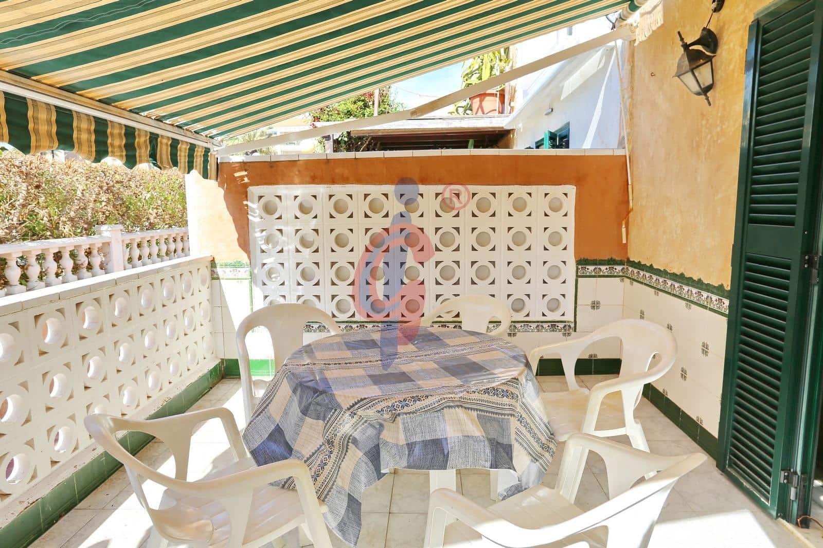 2 Zimmer Reihenhaus zu vermieten in Guardamar del Segura mit Garage - 1.000 € (Ref: 9806559)