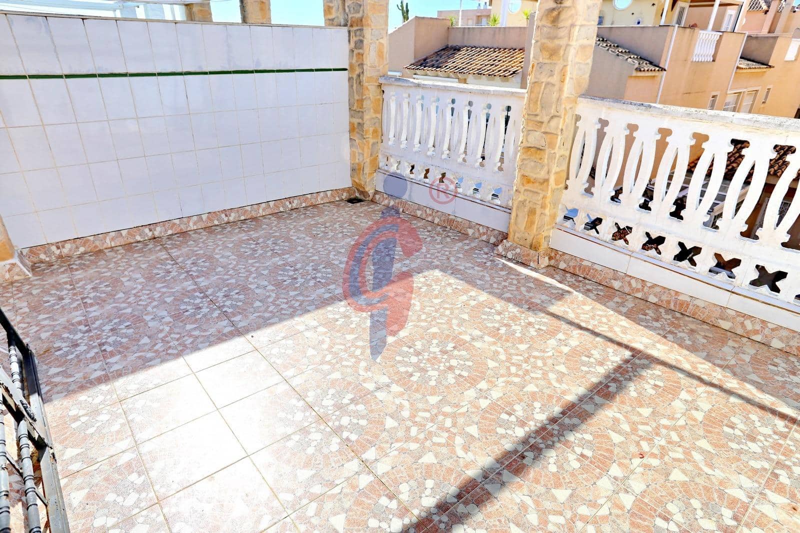 2 Zimmer Reihenhaus zu vermieten in Guardamar del Segura mit Garage - 1.000 € (Ref: 9806559)