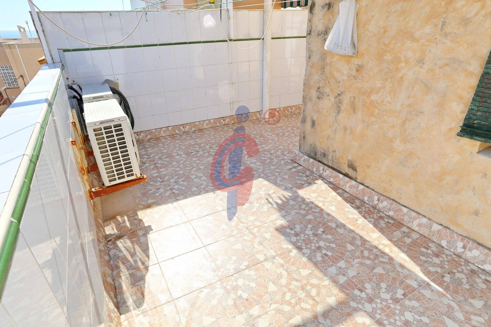 2 Zimmer Reihenhaus zu vermieten in Guardamar del Segura mit Garage - 1.000 € (Ref: 9806559)
