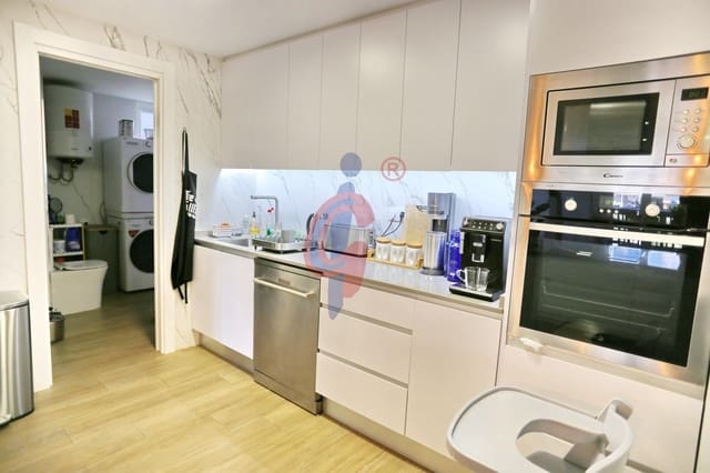3 Zimmer Apartment zu verkaufen in Zona Pueblo, Guardamar del Segura mit Garage - 220.000 € (Ref: 9808075)