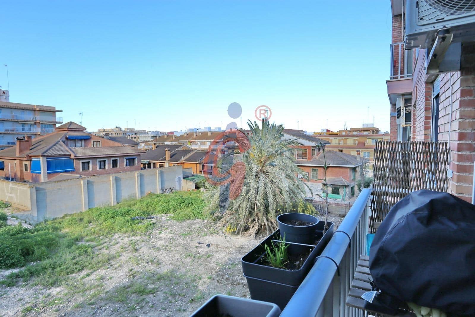 3 Zimmer Apartment zu verkaufen in Guardamar del Segura mit Garage - 220.000 € (Ref: 9808075)