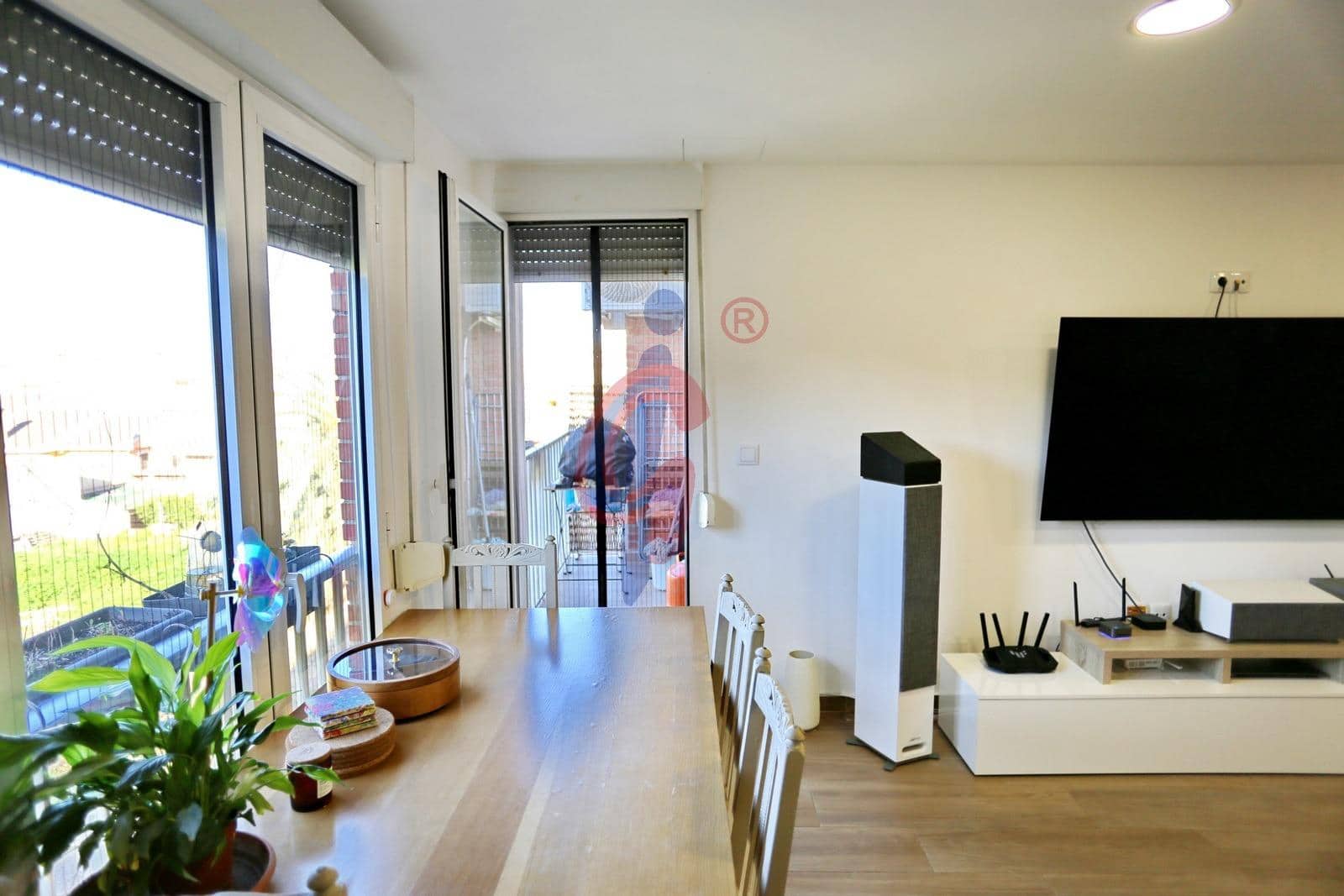 3 Zimmer Apartment zu verkaufen in Guardamar del Segura mit Garage - 220.000 € (Ref: 9808075)