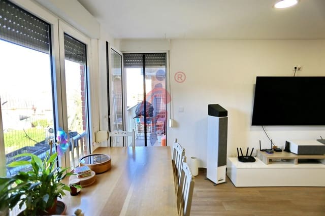 3 Zimmer Apartment zu verkaufen in Zona Pueblo, Guardamar del Segura mit Garage - 220.000 € (Ref: 9808075)