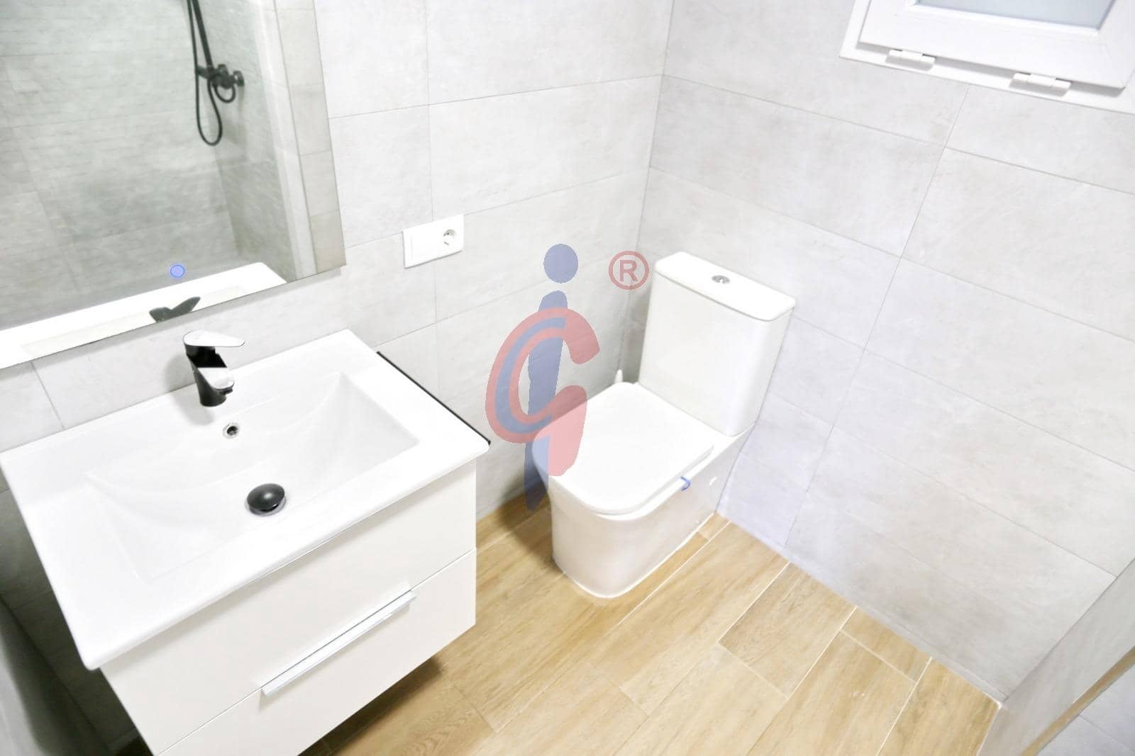 3 quarto Apartamento para venda em Guardamar del Segura com garagem - 199 950 € (Ref: 9808075)