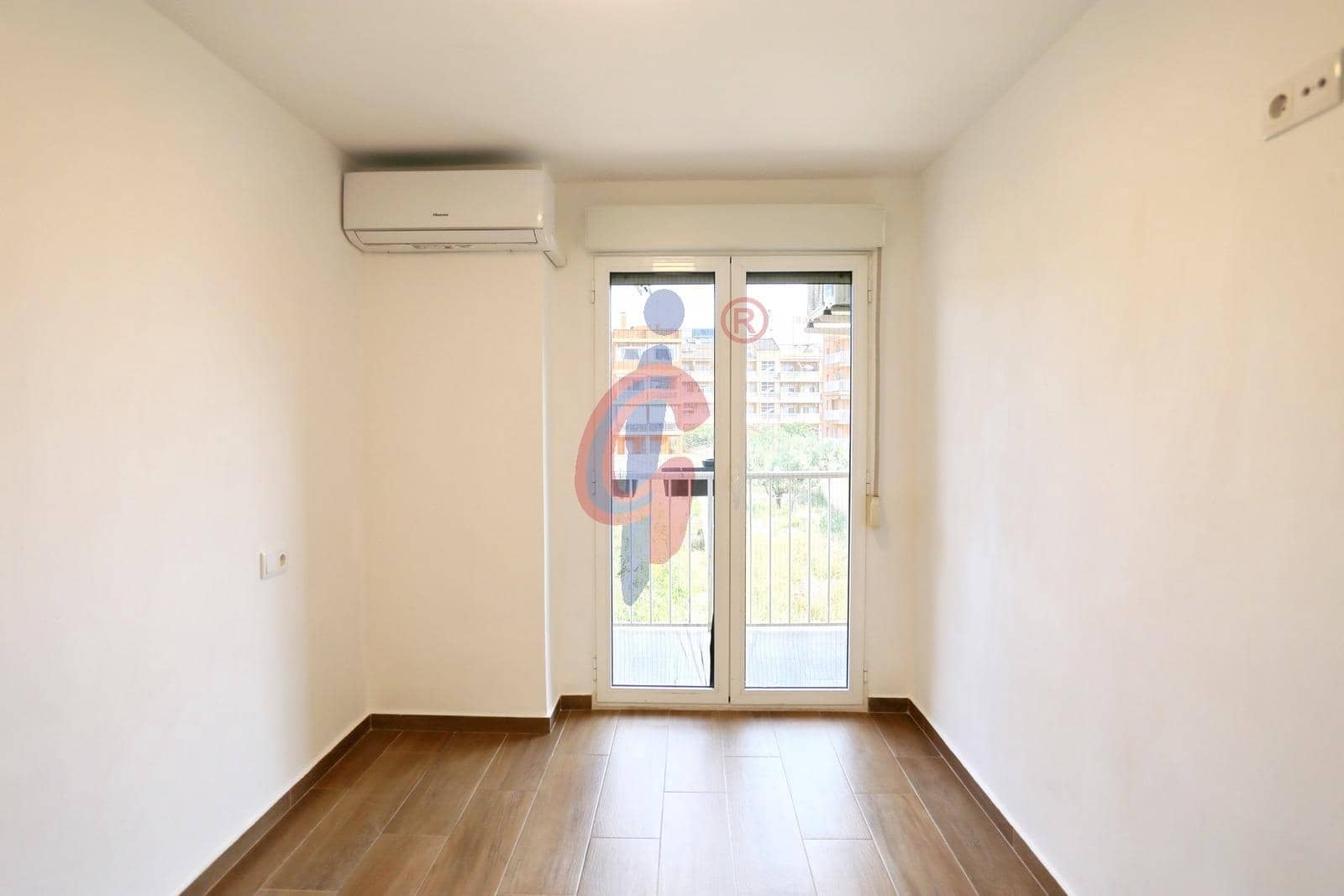 3 quarto Apartamento para venda em Guardamar del Segura com garagem - 199 950 € (Ref: 9808075)