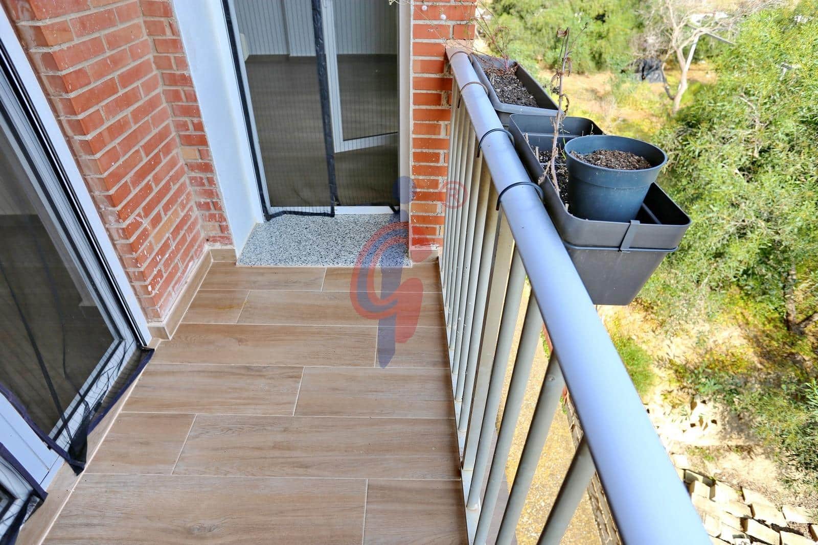 3 quarto Apartamento para venda em Guardamar del Segura com garagem - 199 950 € (Ref: 9808075)