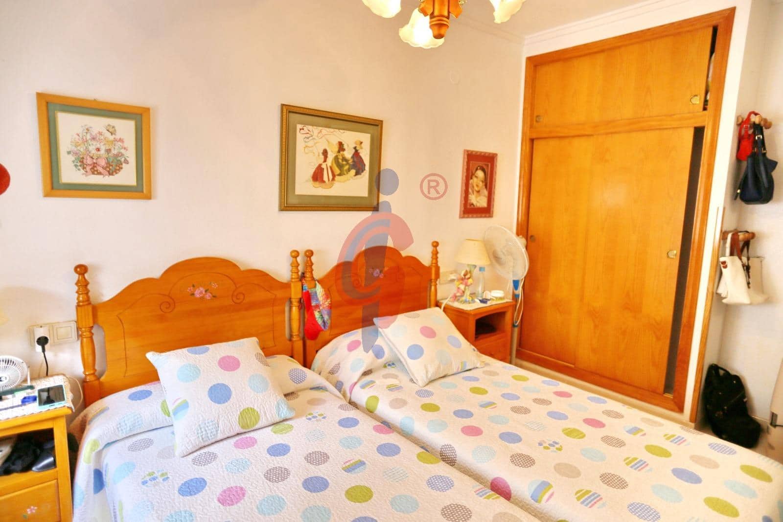 2 bedroom Flat for sale in Guardamar del Segura with pool - € 139,950 (Ref: 9836425)