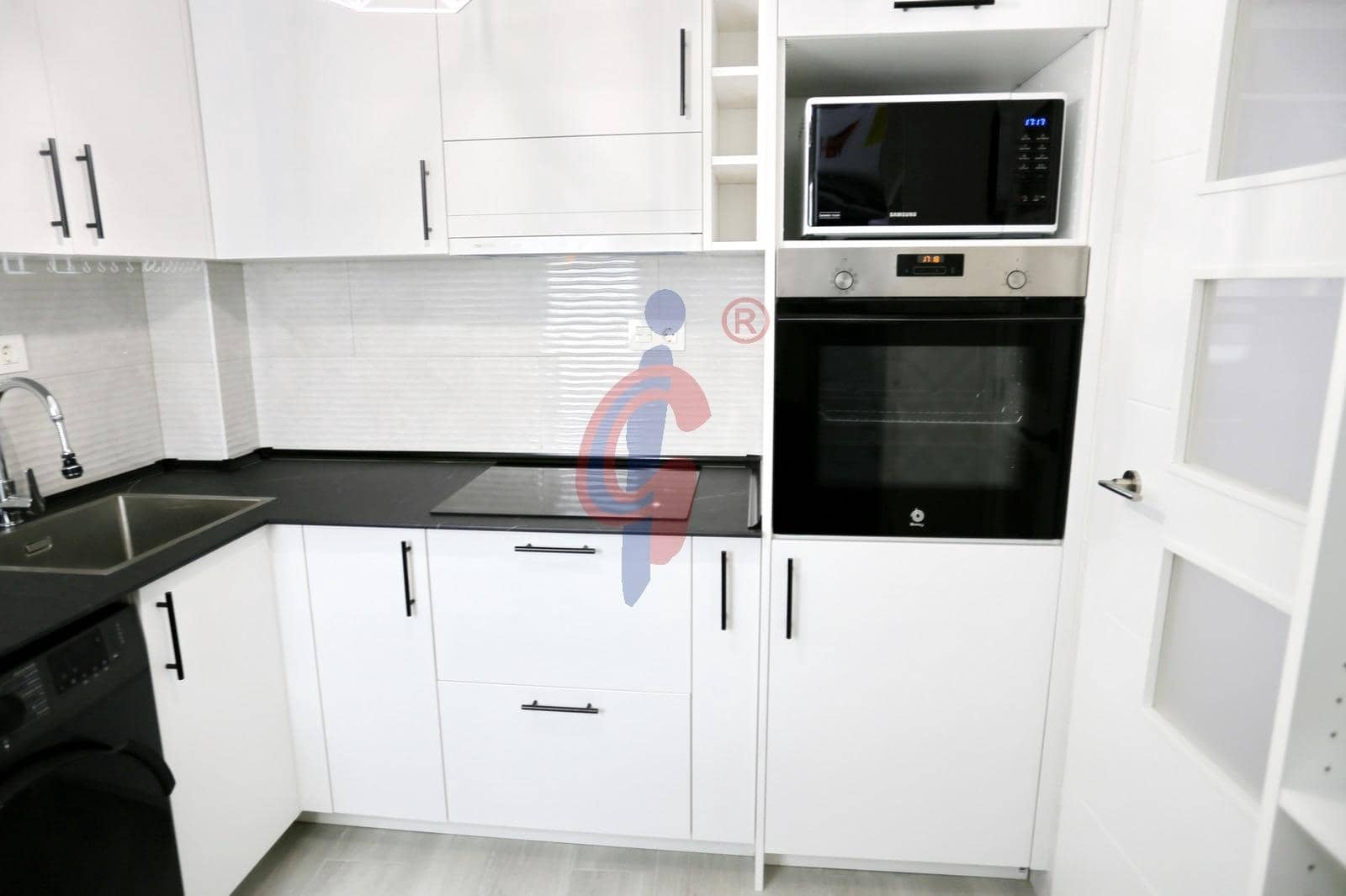 2 bedroom Apartment for sale in Guardamar del Segura - € 175,000 (Ref: 9846526)