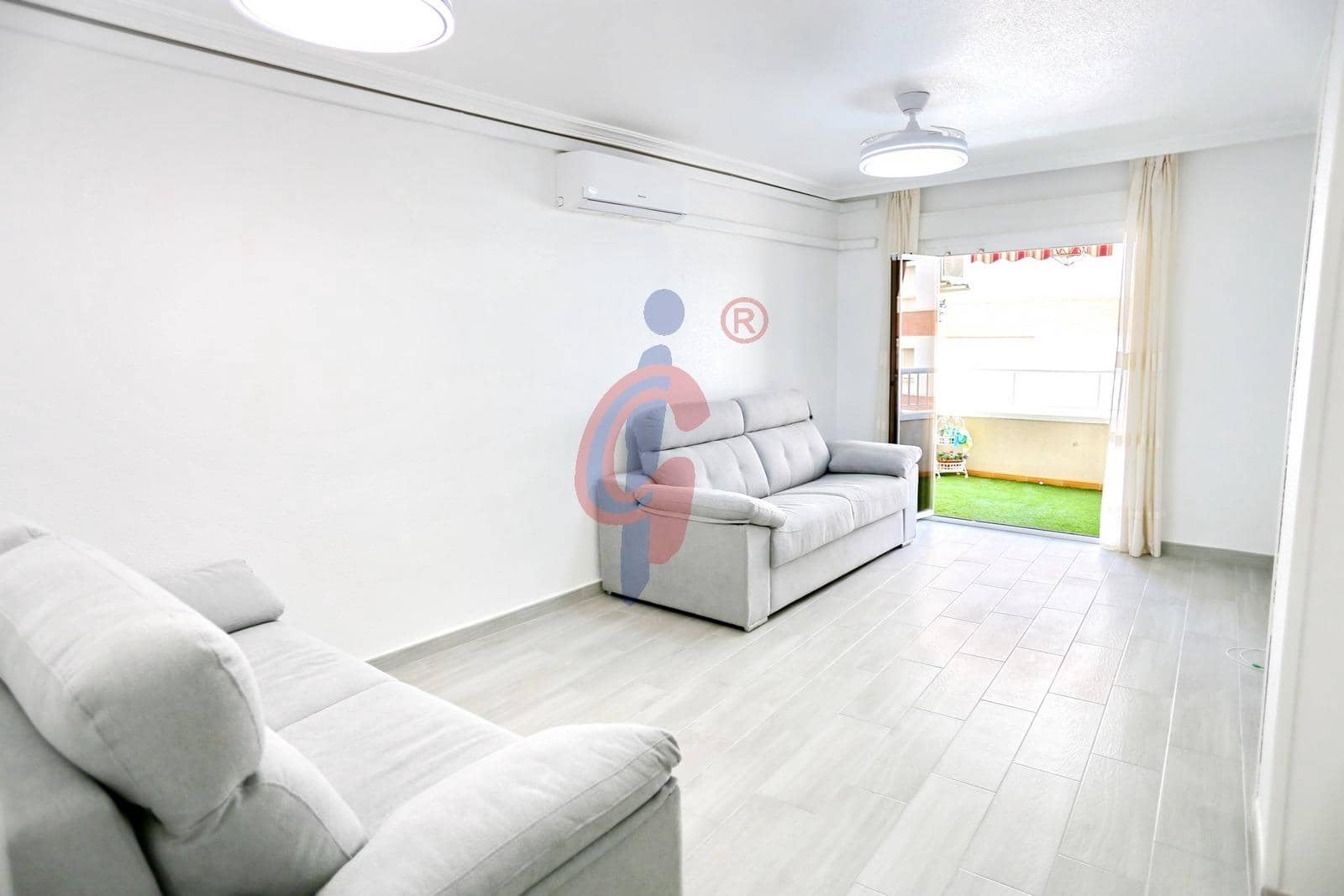2 bedroom Apartment for sale in Guardamar del Segura - € 175,000 (Ref: 9846526)