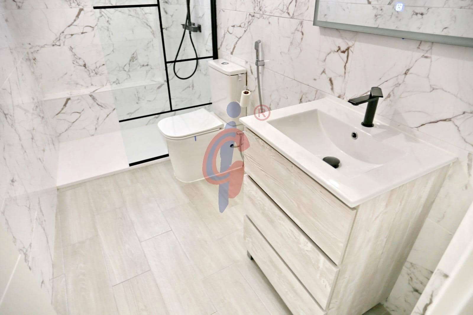 2 bedroom Apartment for sale in Guardamar del Segura - € 175,000 (Ref: 9846526)